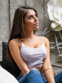 Lauriane - Escort Sabrina | Girl in Batumi